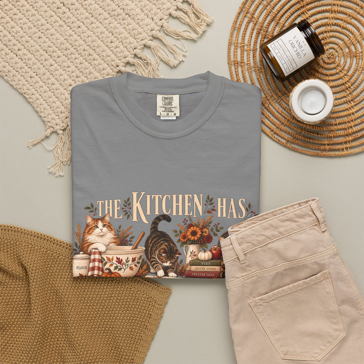 The Kitchen Has Cat Supervision T-Shirt – Funny Cat Lover Baking Tee