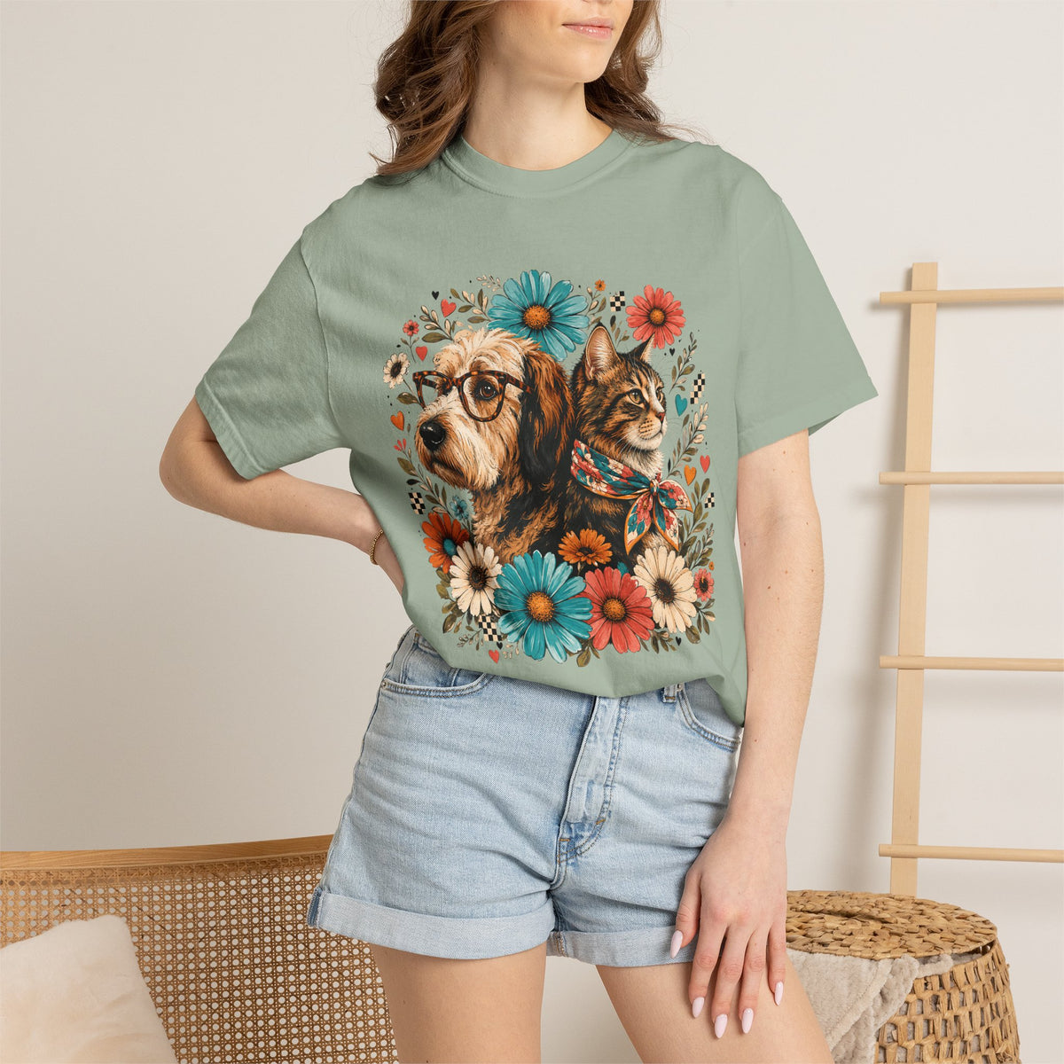 Retro Floral Dog and Cat T-Shirt – Colorful Pet Mom Graphic