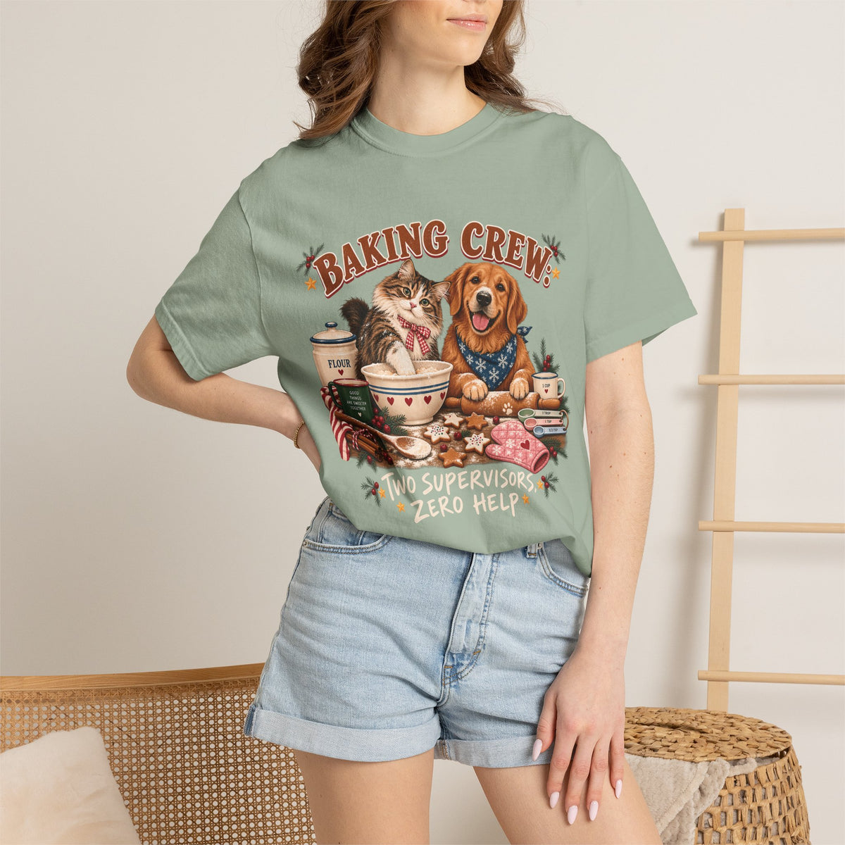 Baking Crew Two Supervisors Zero Help T-Shirt – Funny Christmas Pet Tee