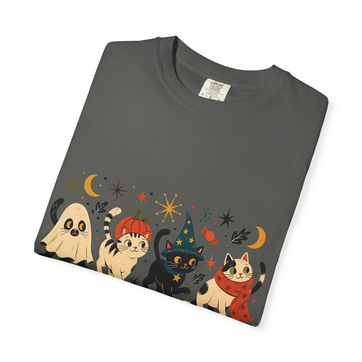 Halloween Cats T-Shirt – Retro Spooky Cat Lover Tee