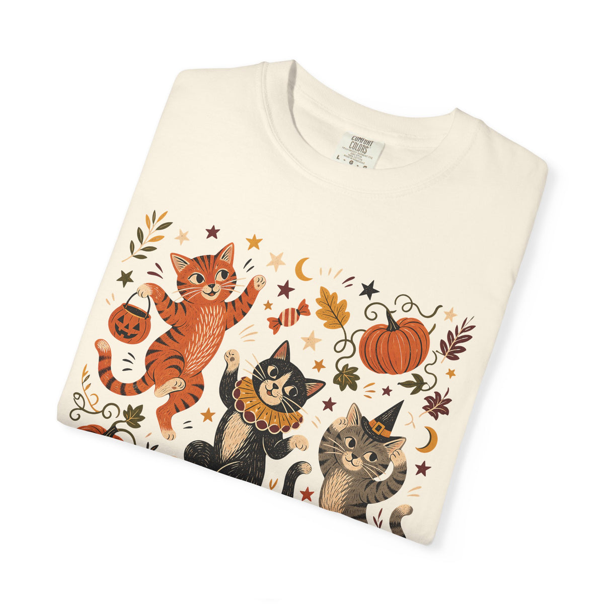 Halloween Cats T-Shirt – Cute Dancing Cats & Pumpkins Fall Cat Lover Tee