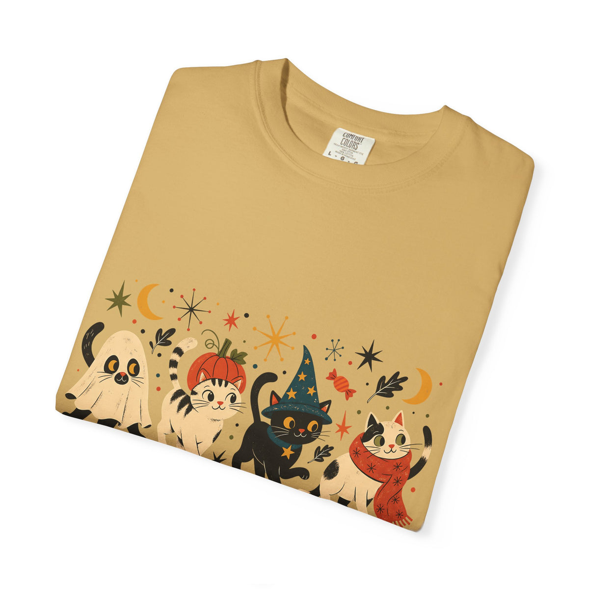 Halloween Cats T-Shirt – Retro Spooky Cat Lover Tee