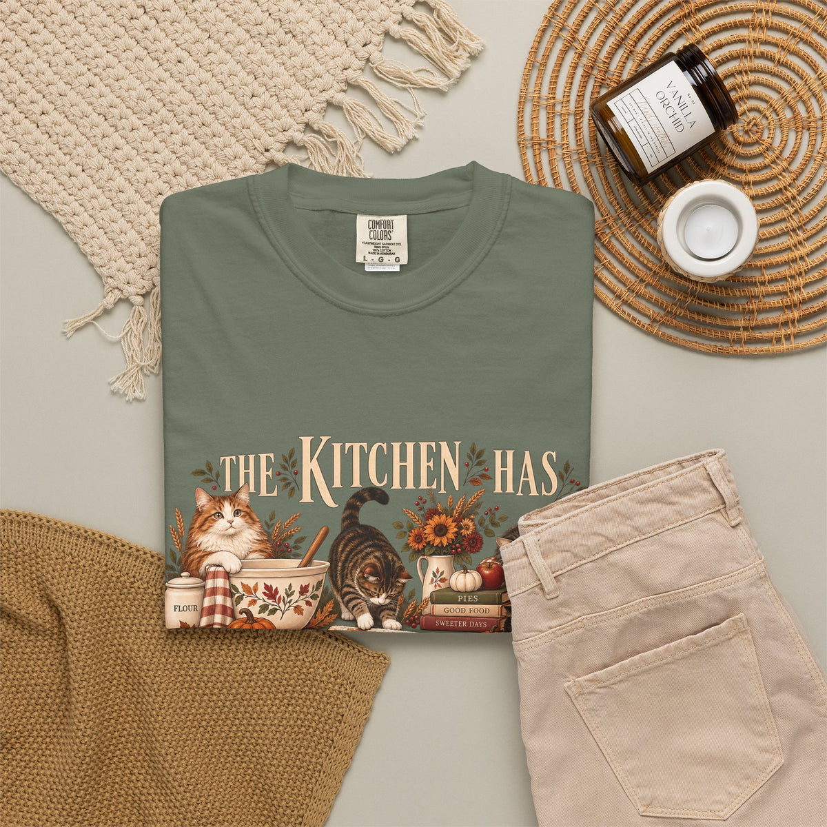 The Kitchen Has Cat Supervision T-Shirt – Funny Cat Lover Baking Tee