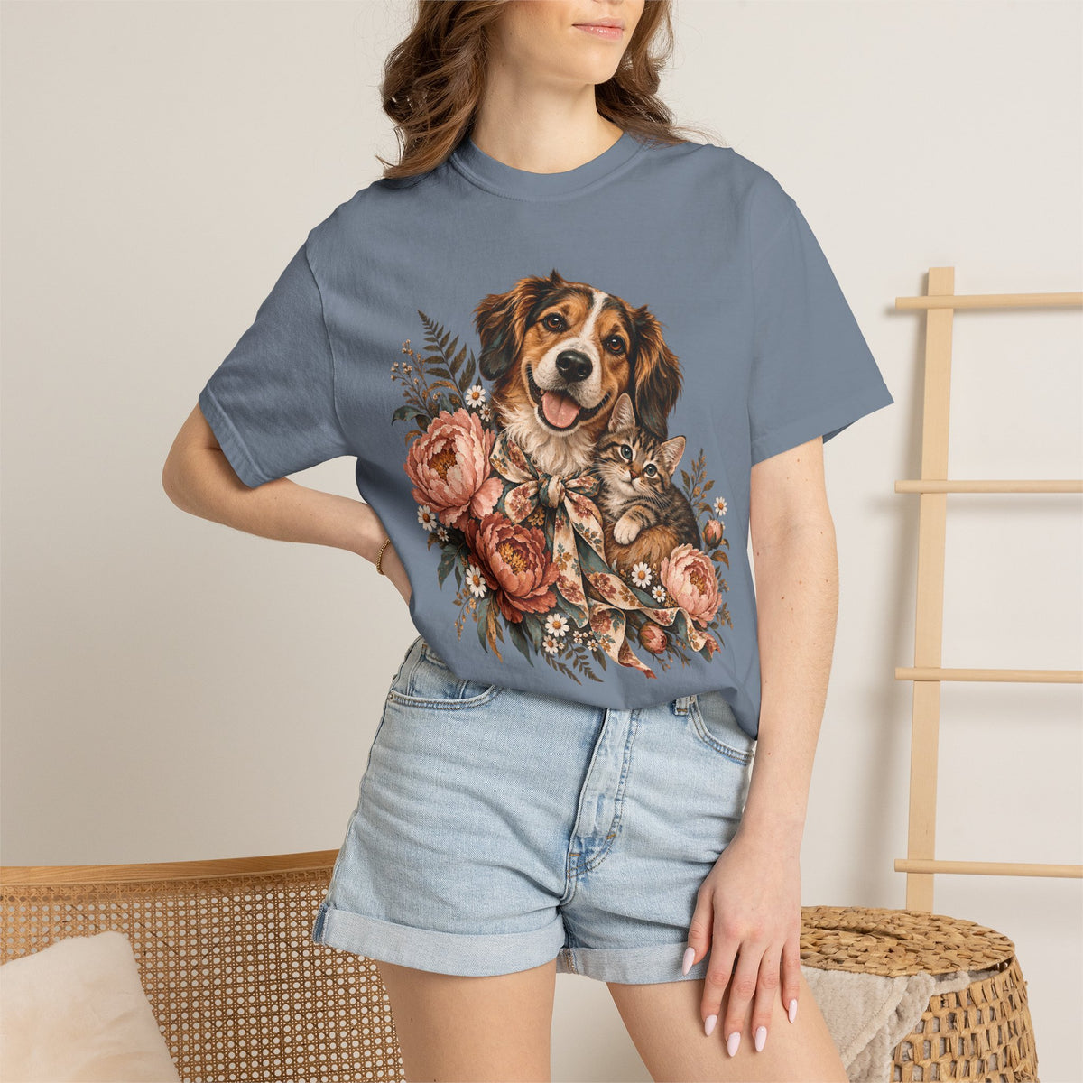 Floral Puppy & Kitten T-Shirt – Vintage Botanical Dog & Cat Lover Tee