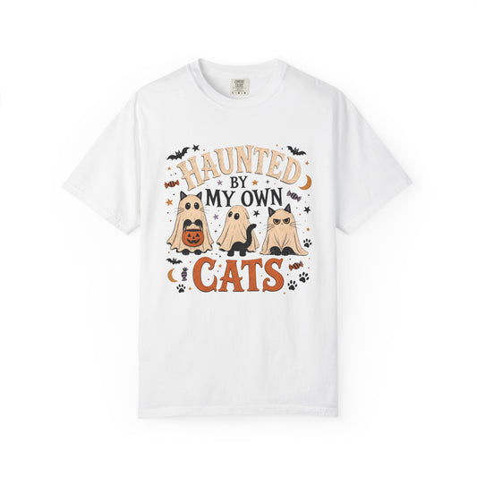 Haunted By My Own Cats T-Shirt – Funny Halloween Cat Mom Ghost Shirt
