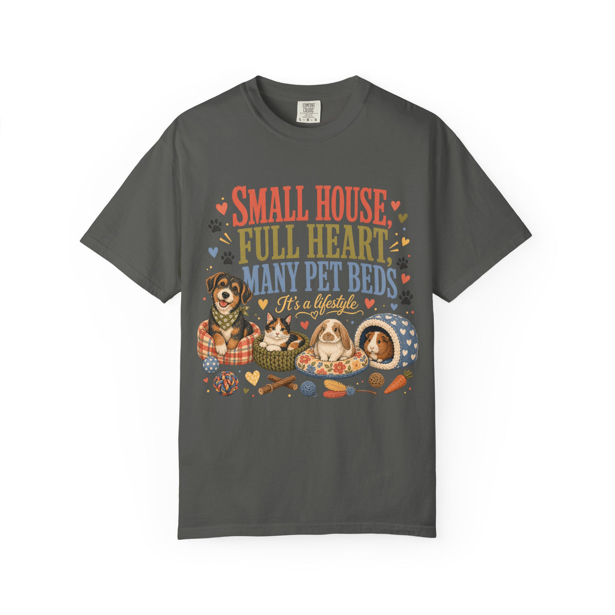 Small House Full Heart Many Pet Beds T-Shirt