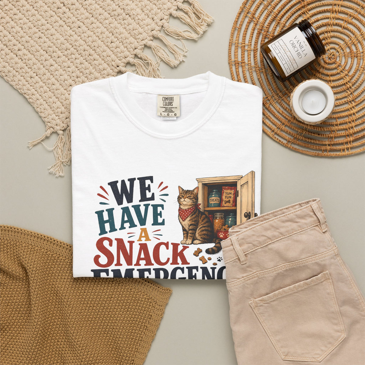 We Have a Snack Emergency – Funny Dog & Cat T-Shirt