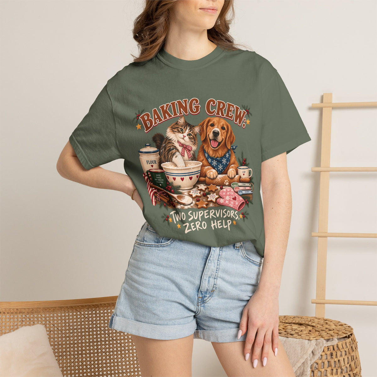 Baking Crew Two Supervisors Zero Help T-Shirt – Funny Christmas Pet Tee