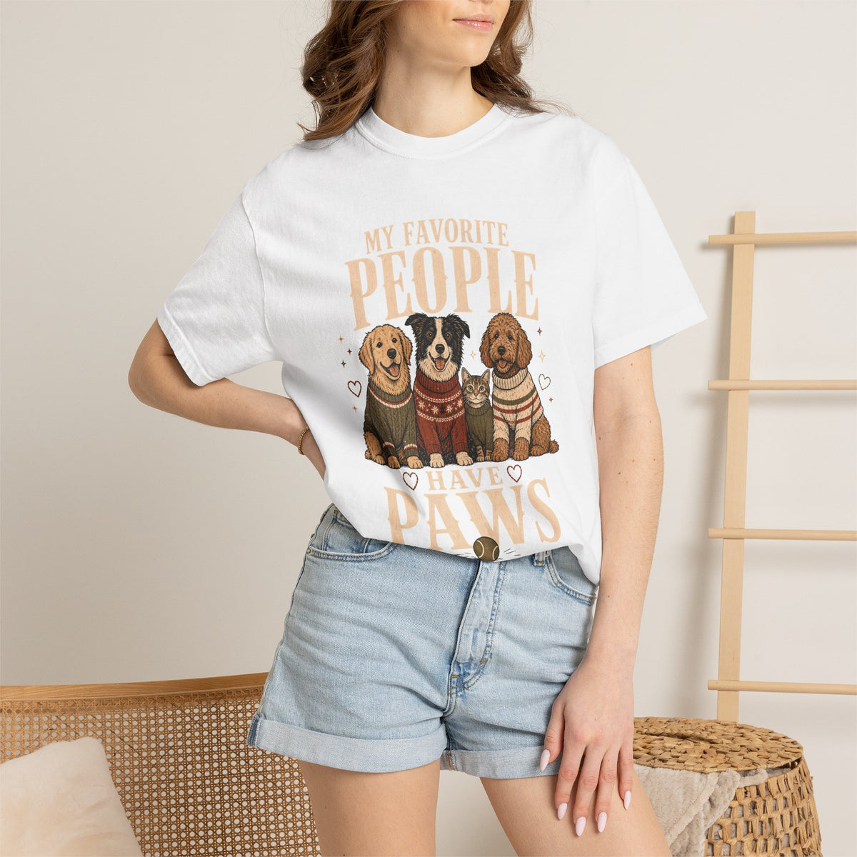 "My Favorite People Have Paws" T-Shirt – Golden Retriever, Border Collie, Cat & Doodle in Sweaters