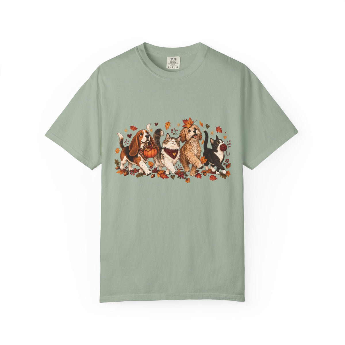 Autumn Paws T-Shirt – Cozy Dog & Cat Lover Fall Tee