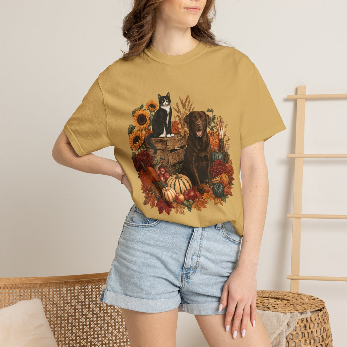 Autumn Paws T-Shirt – Cozy Fall Dog & Cat Lover Shirt