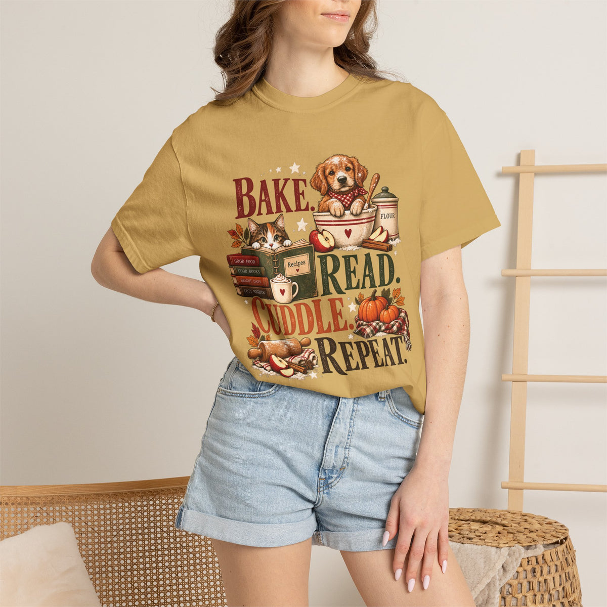 Bake. Read. Cuddle. Repeat. Pet Lover T-Shirt – Cozy Dog & Cat Book Lover Tee
