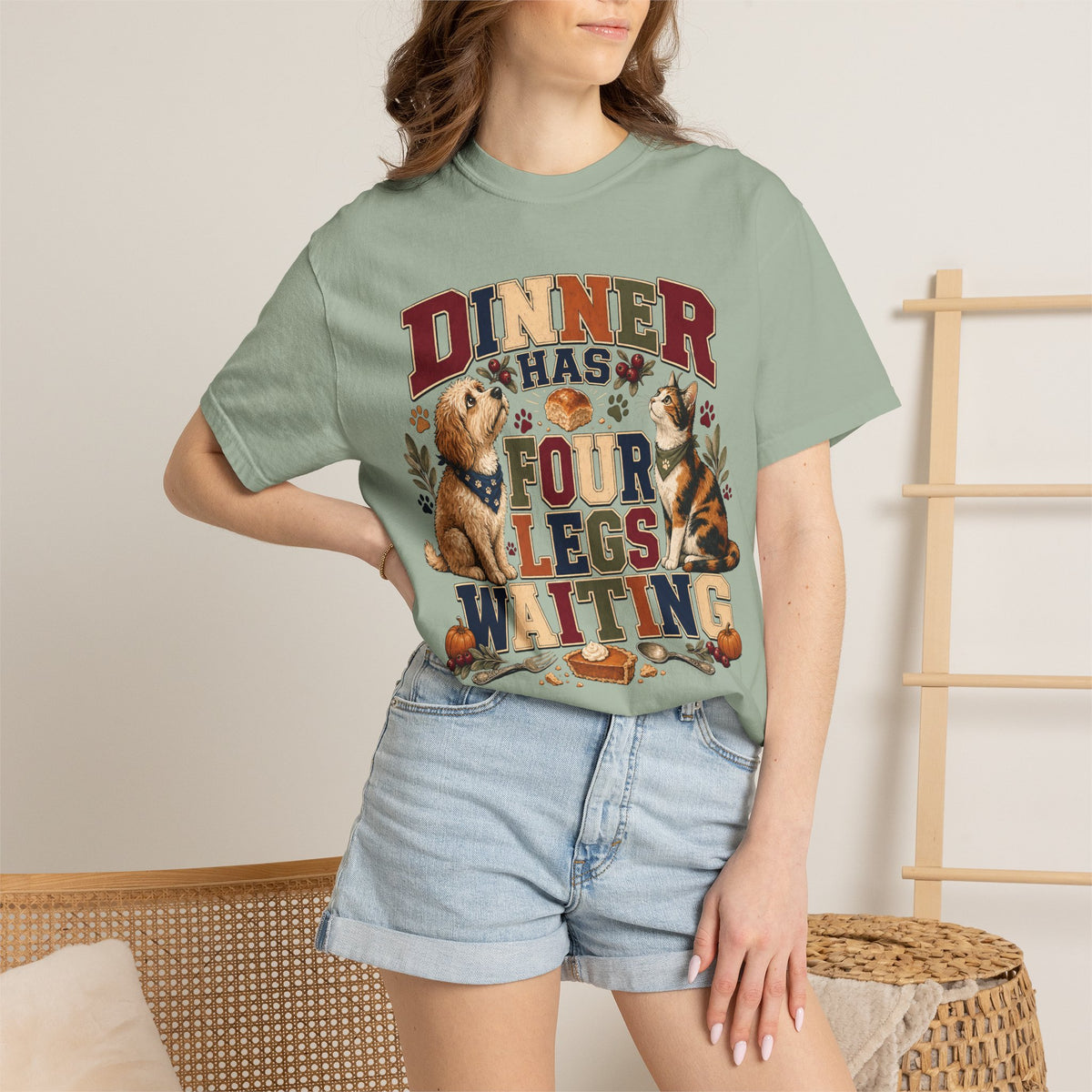 Dinner Has Four Legs Waiting – Funny Thanksgiving Pet T-Shirt