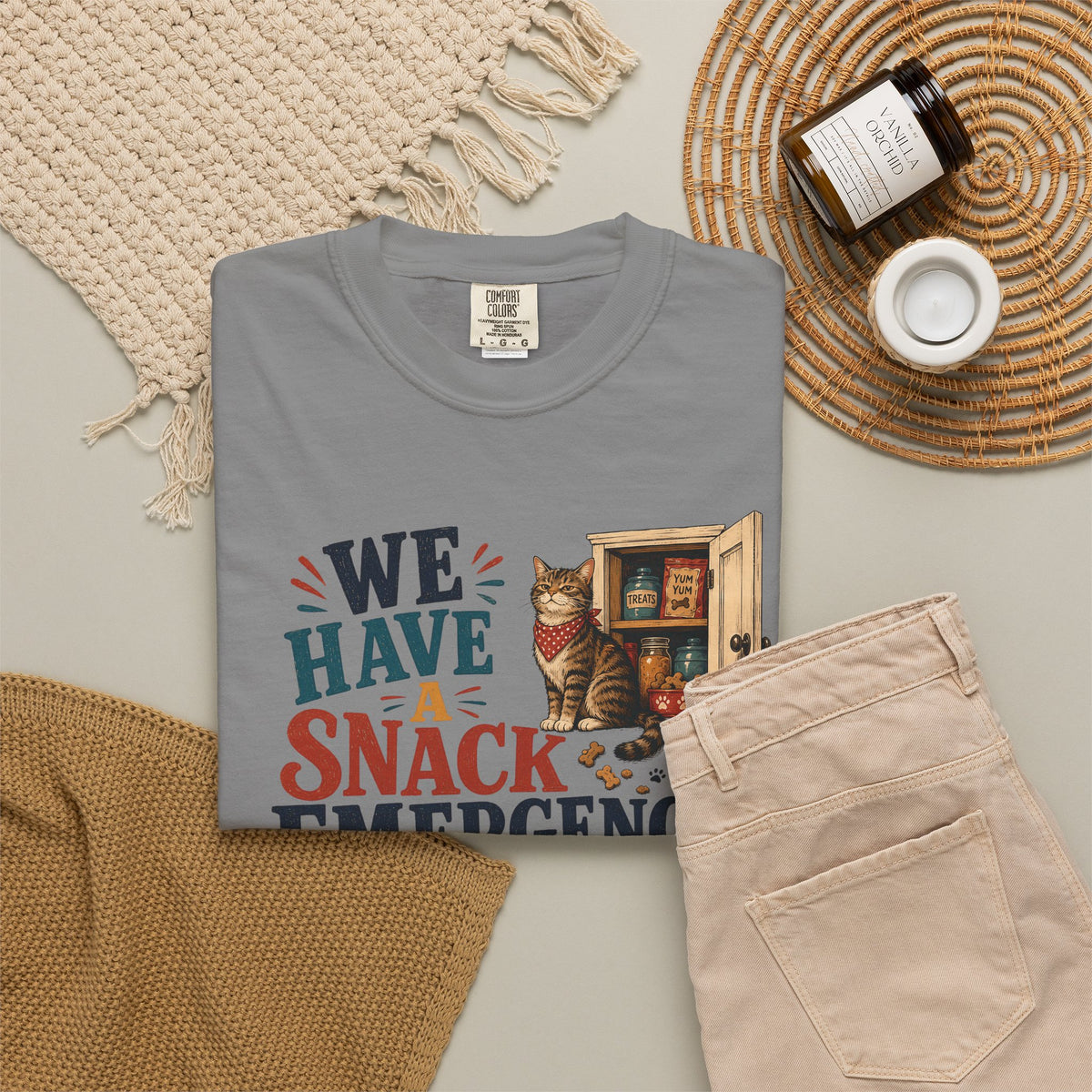 We Have a Snack Emergency – Funny Dog & Cat T-Shirt