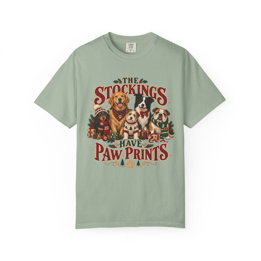 The Stockings Have Paw Prints T-Shirt – Christmas Dog Lover Tee