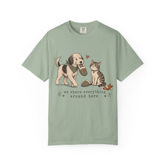"We Share Everything Around Here" Funny Dog & Cat T-Shirt