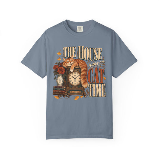 The House Runs on Cat Time T-Shirt – Vintage Ginger Cat Lover Tee