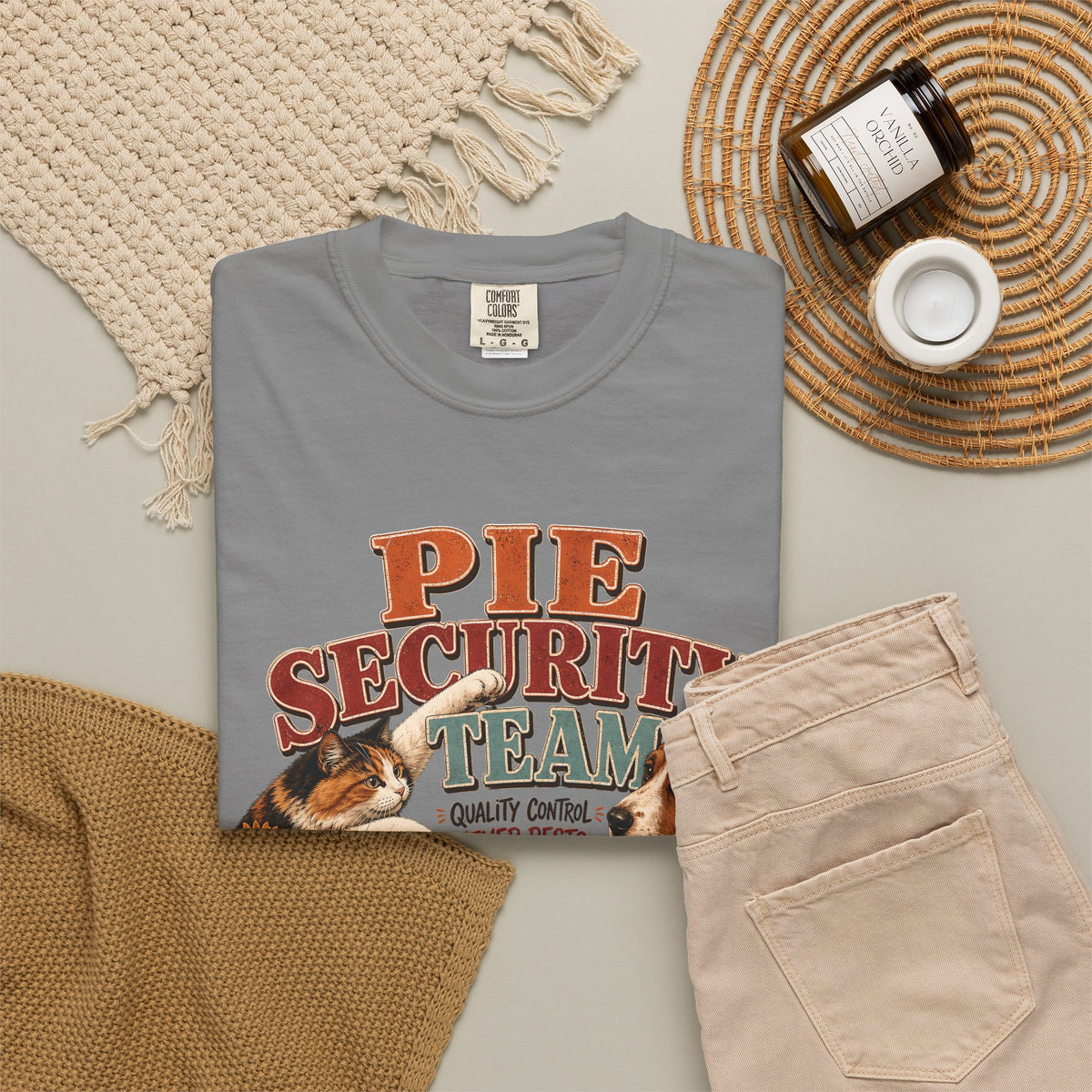 Pie Security Team – Funny Thanksgiving Dog & Cat T-Shirt