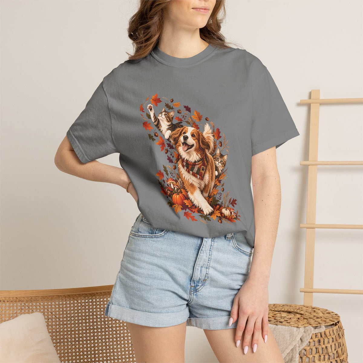 Autumn Paws T-Shirt – Dog & Cats Fall Pet Lover Tee