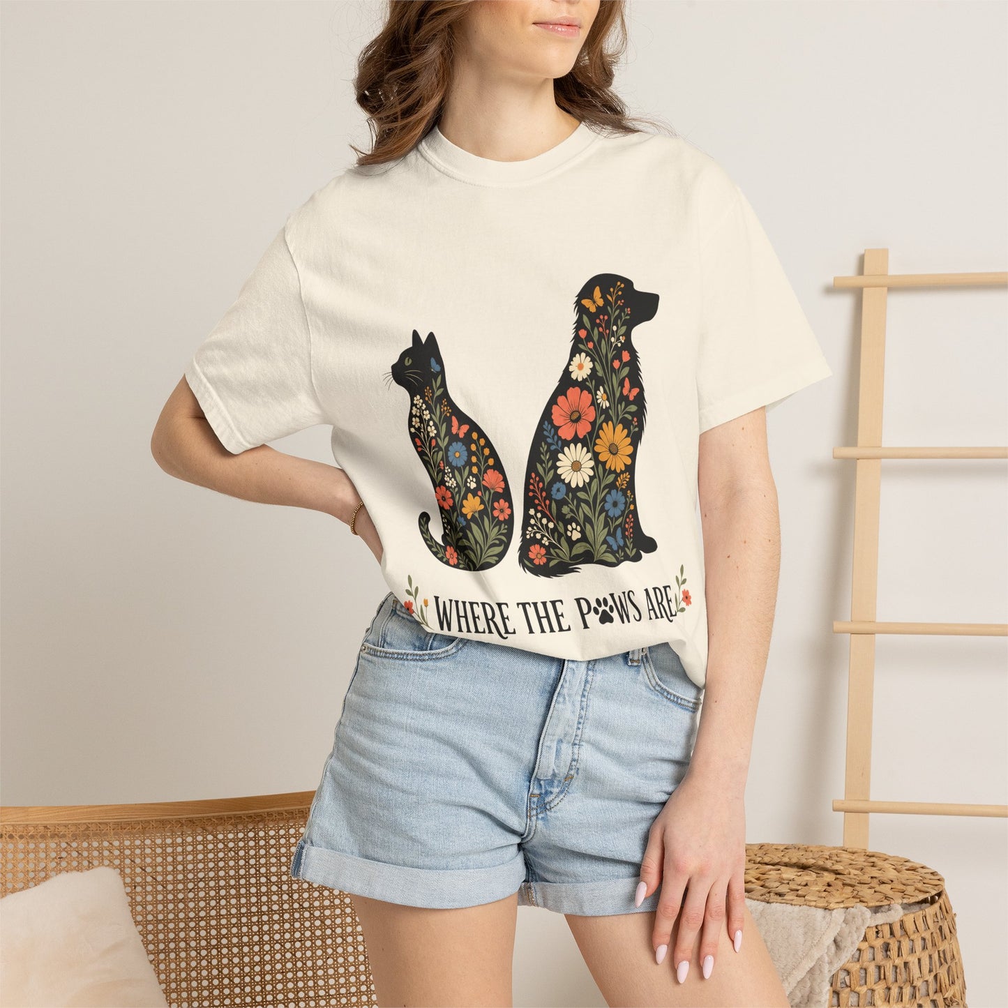 Botanical Dog and Cat Lover — Cute Pet Lover T-Shirt