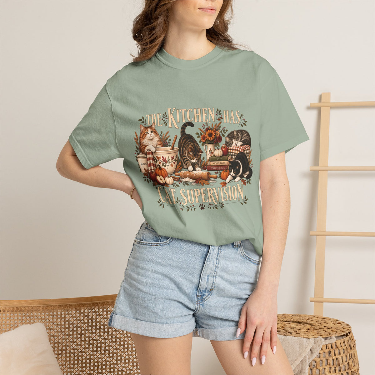 The Kitchen Has Cat Supervision T-Shirt – Funny Cat Lover Baking Tee