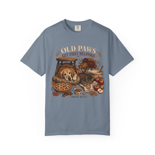 Old Paws Get First Helpings – Senior Dog Lover T-Shirt