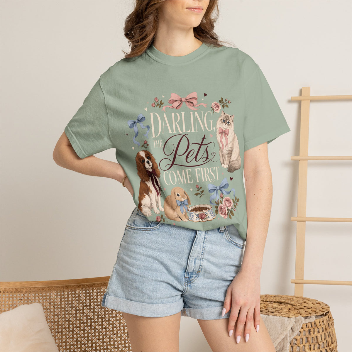 Darling the Pets Come First T-Shirt
