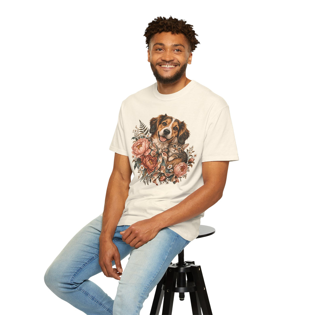 Floral Puppy & Kitten T-Shirt – Vintage Botanical Dog & Cat Lover Tee