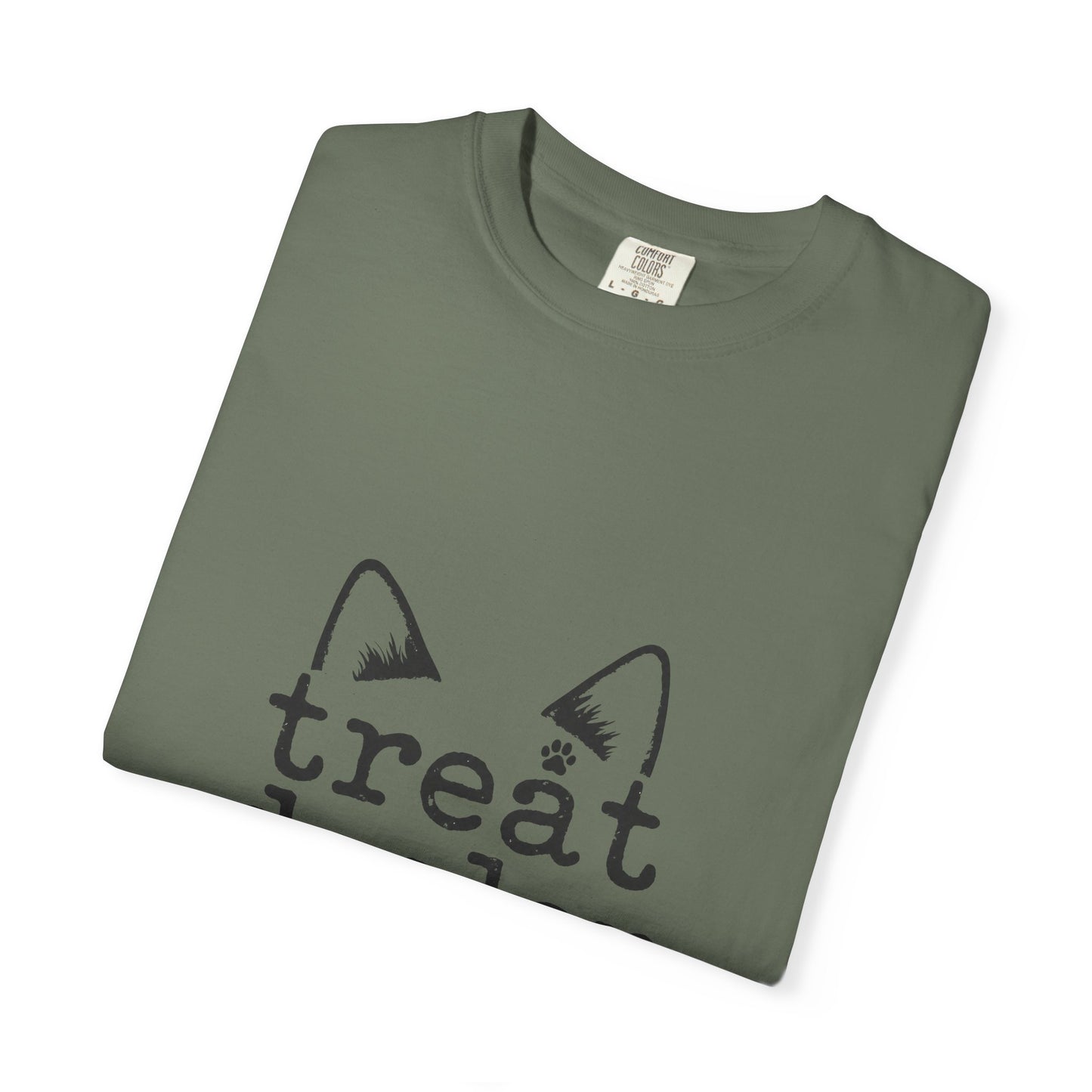 Treat Dealer Minimal Pet  — Cute Pet Lover T-Shirt
