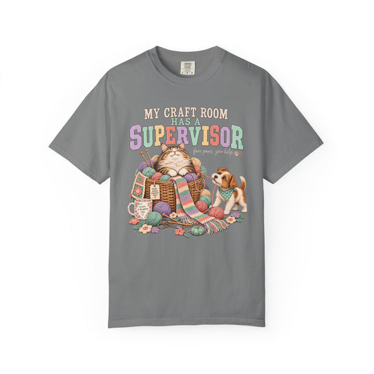 My Craft Room Has a Supervisor T-Shirt – Funny Cat & Dog Crafting Tee