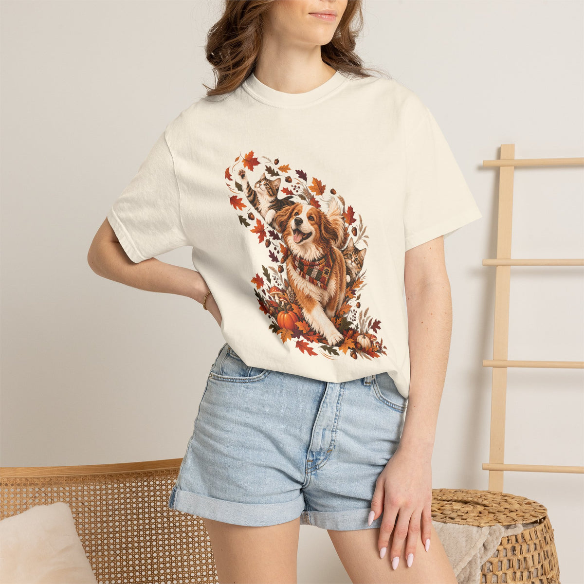 Autumn Paws T-Shirt – Dog & Cats Fall Pet Lover Tee