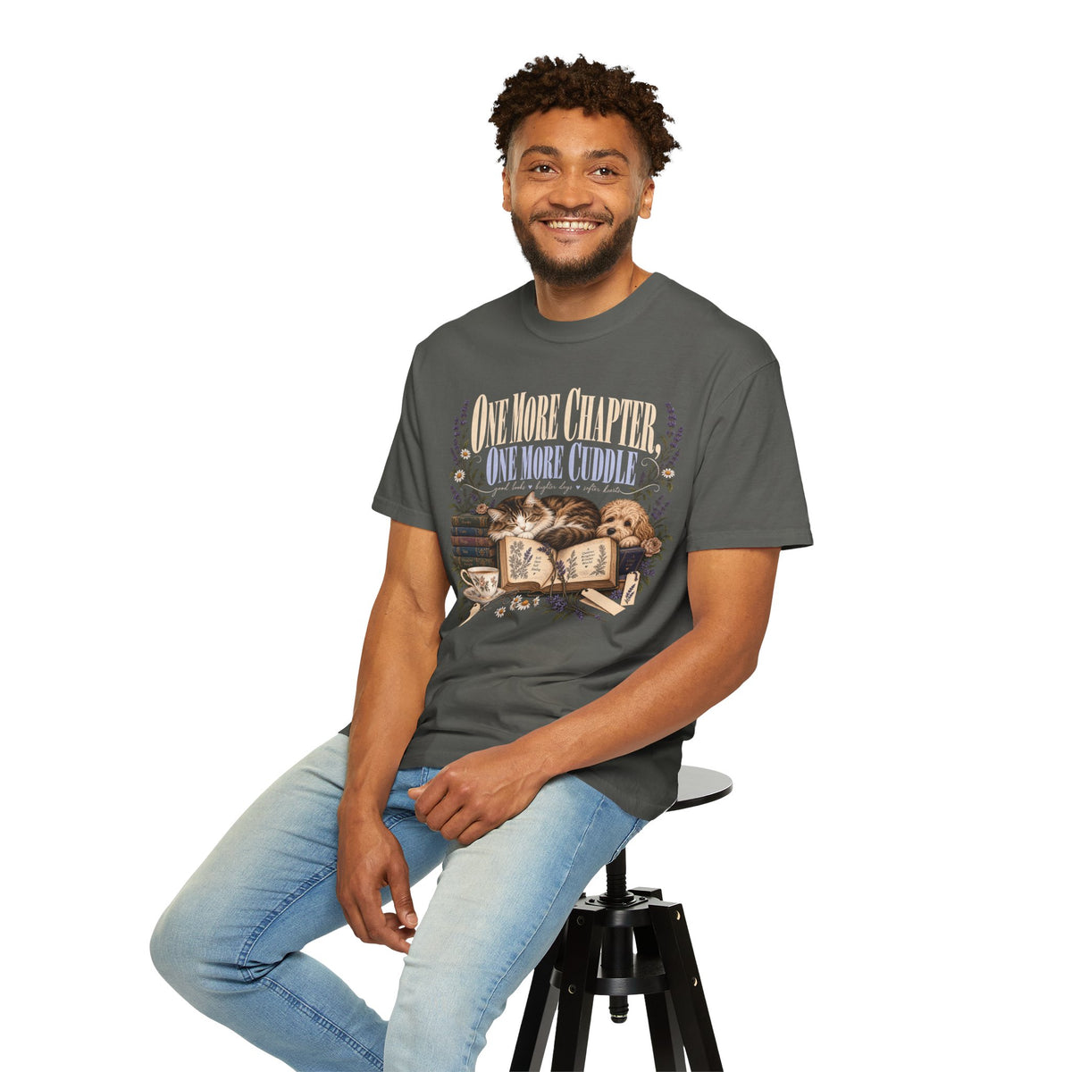 One More Chapter One More Cuddle T-Shirt – Book Lover Dog & Cat Tee