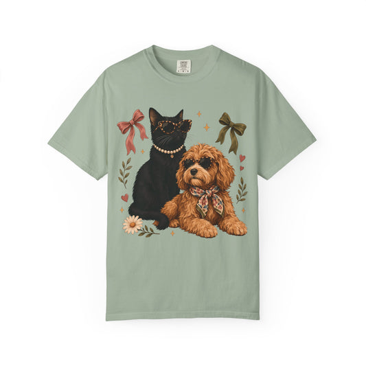 Coquette Dog and Cat T-Shirt – Stylish Pet Mom Graphic T-Shirt
