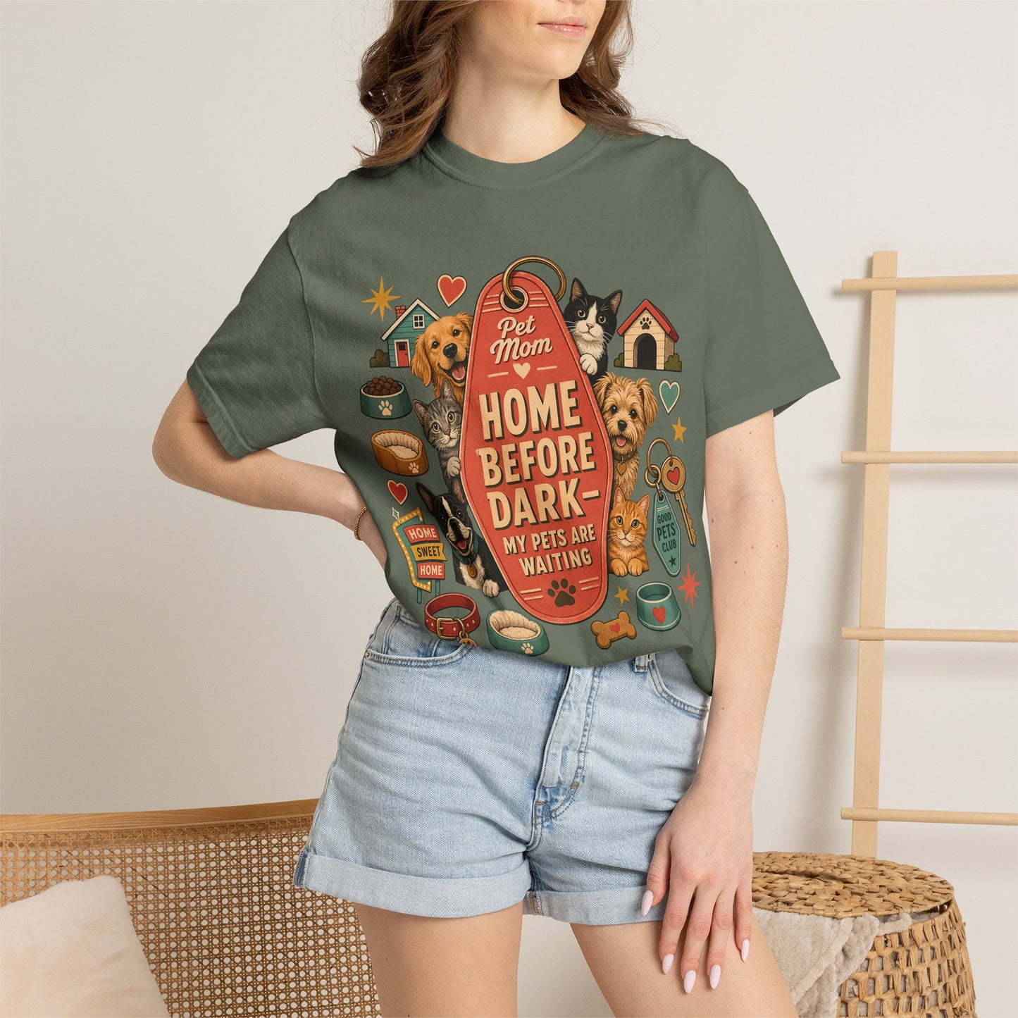 Home Before Dark Pet Mom — Cute Pet Lover T-Shirt