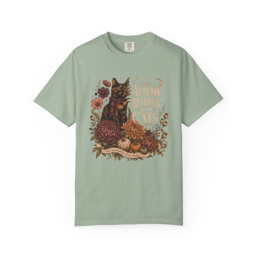 Autumn Belongs to the Cats T-Shirt – Funny Fall Cat Mom Tee