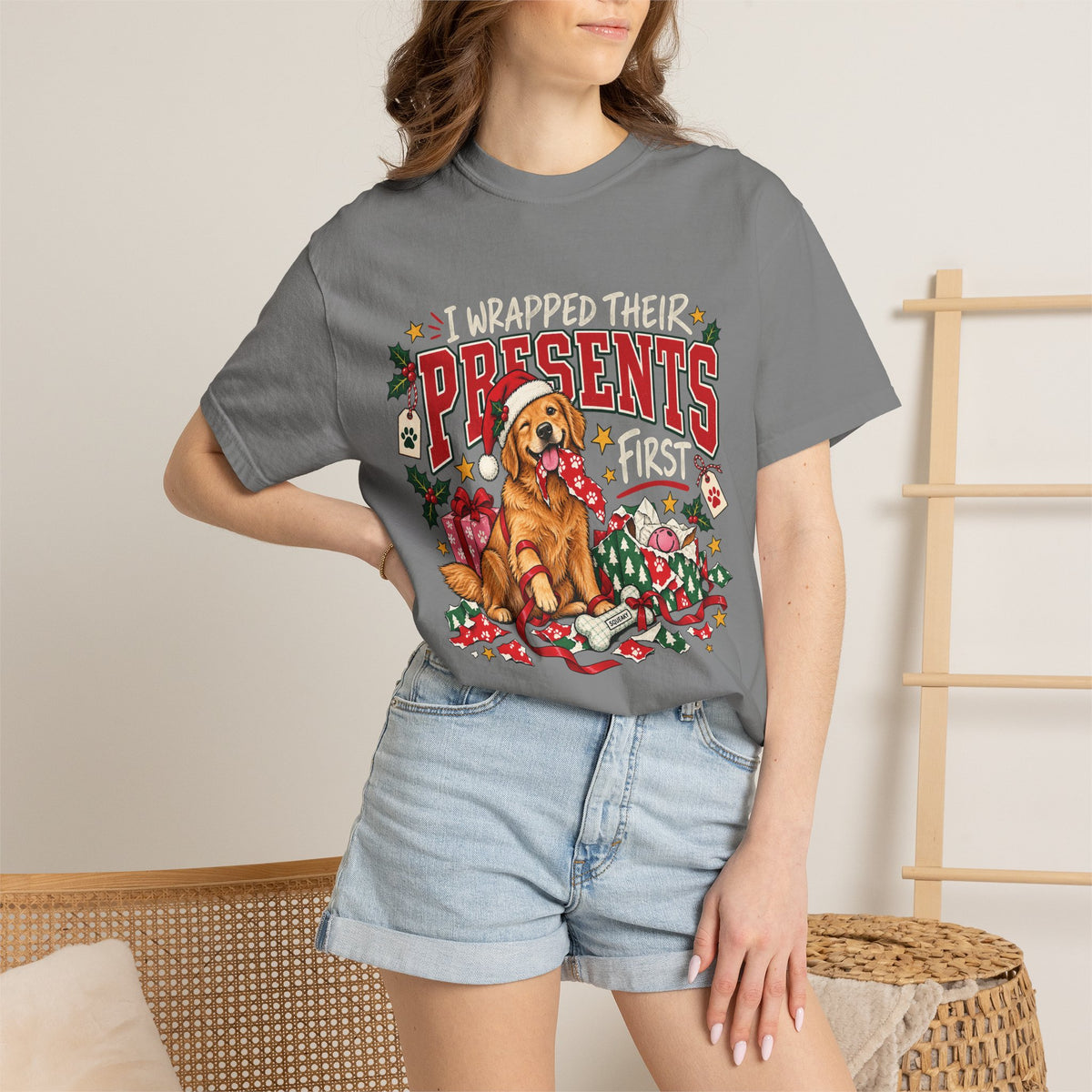 I Wrapped Their Presents First T-Shirt – Funny Christmas Dog Lover Tee