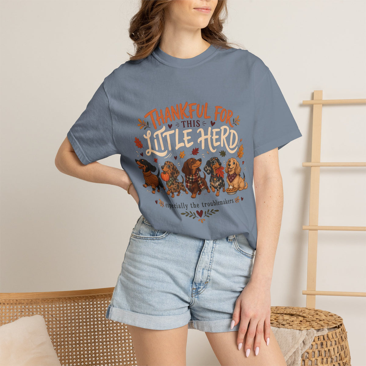 Thankful for This Little Herd T-Shirt – Funny Dachshund Dog Mom Tee