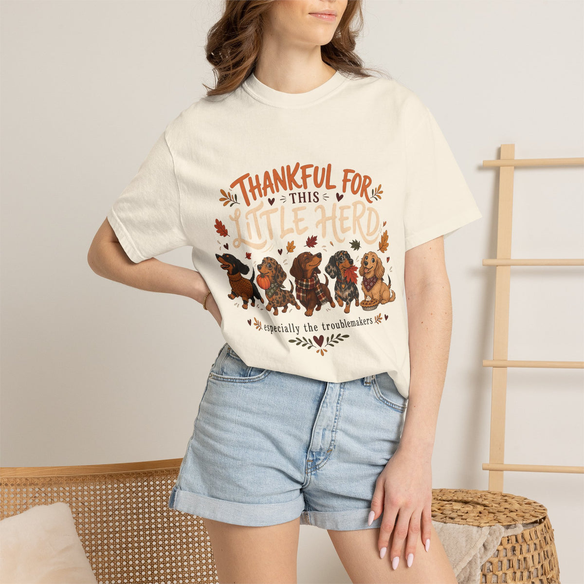Thankful for This Little Herd T-Shirt – Funny Dachshund Dog Mom Tee