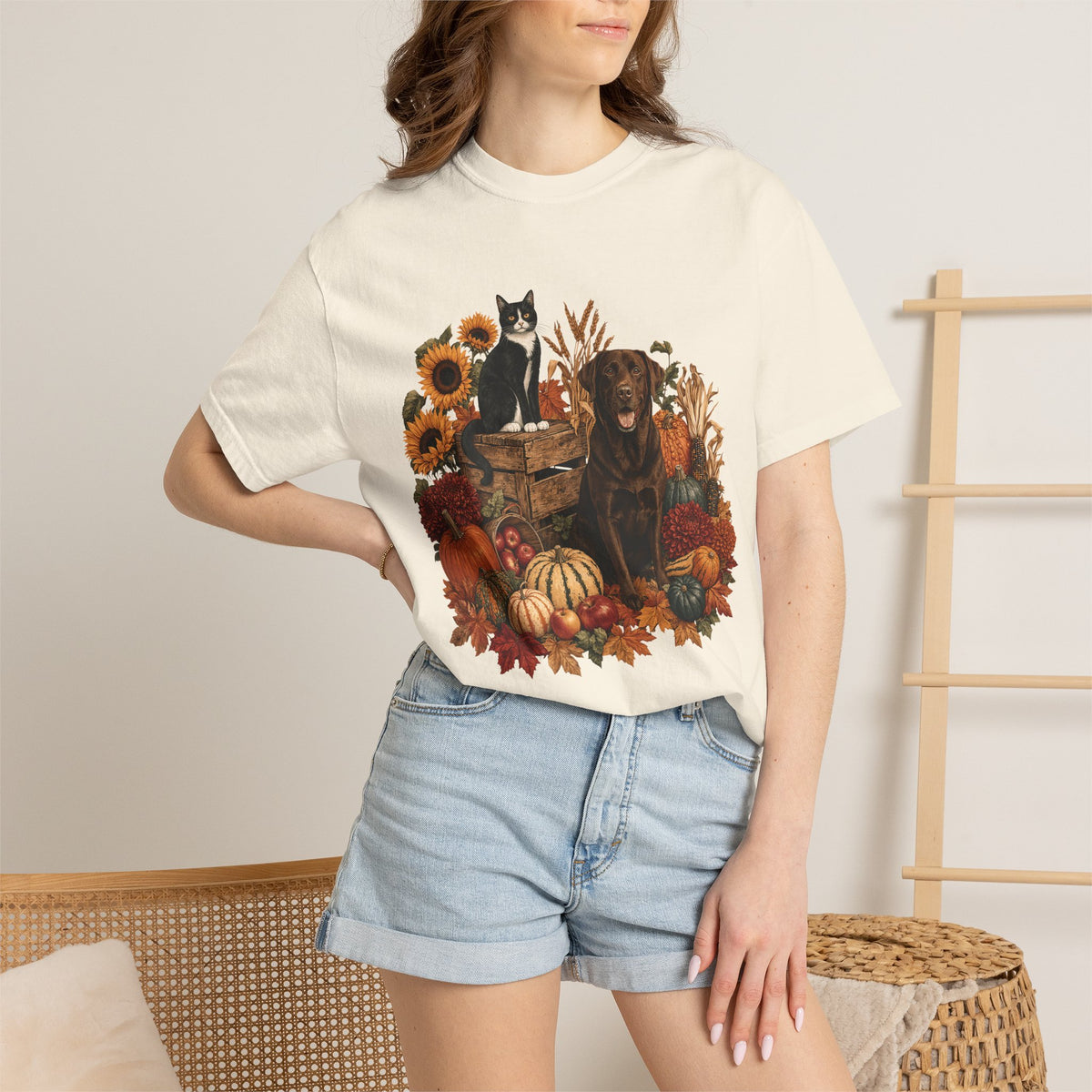 Autumn Paws T-Shirt – Cozy Fall Dog & Cat Lover Shirt