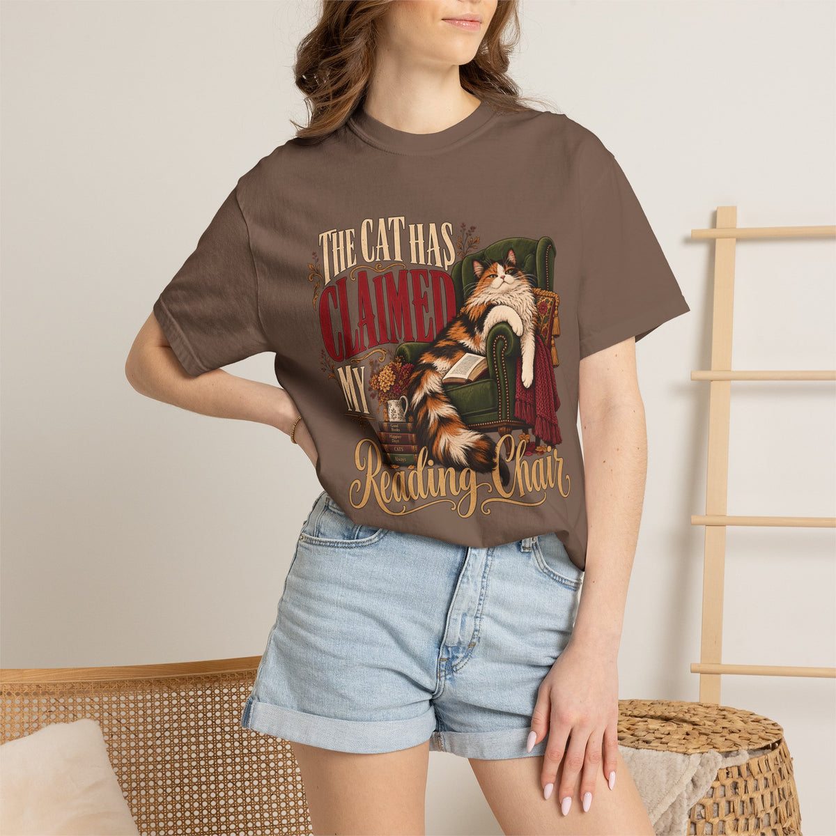 The Cat Has Claimed My Reading Chair T-Shirt – Funny Cat Book Lover Tee