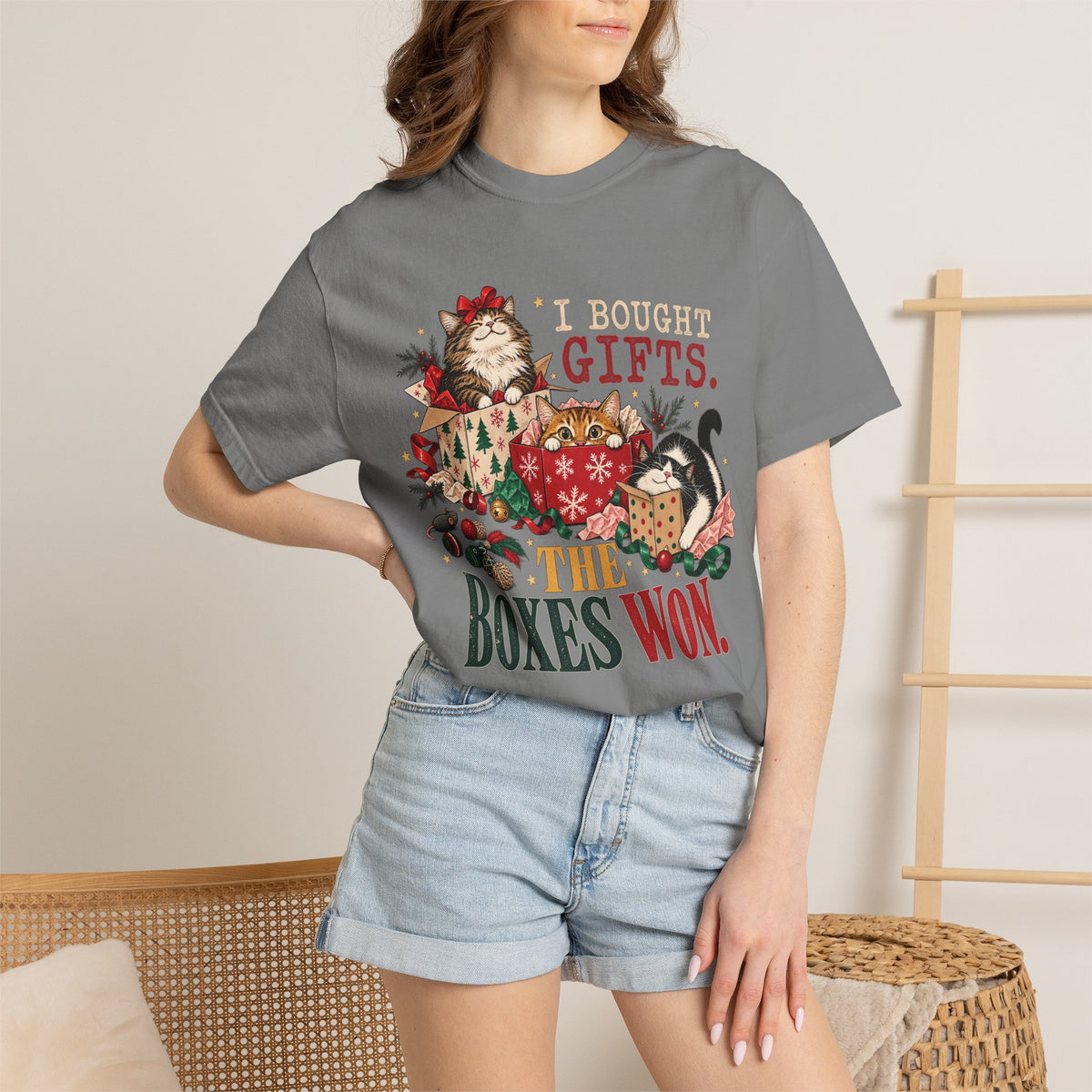 I Bought Gifts The Boxes Won T-Shirt – Funny Christmas Cat Tee