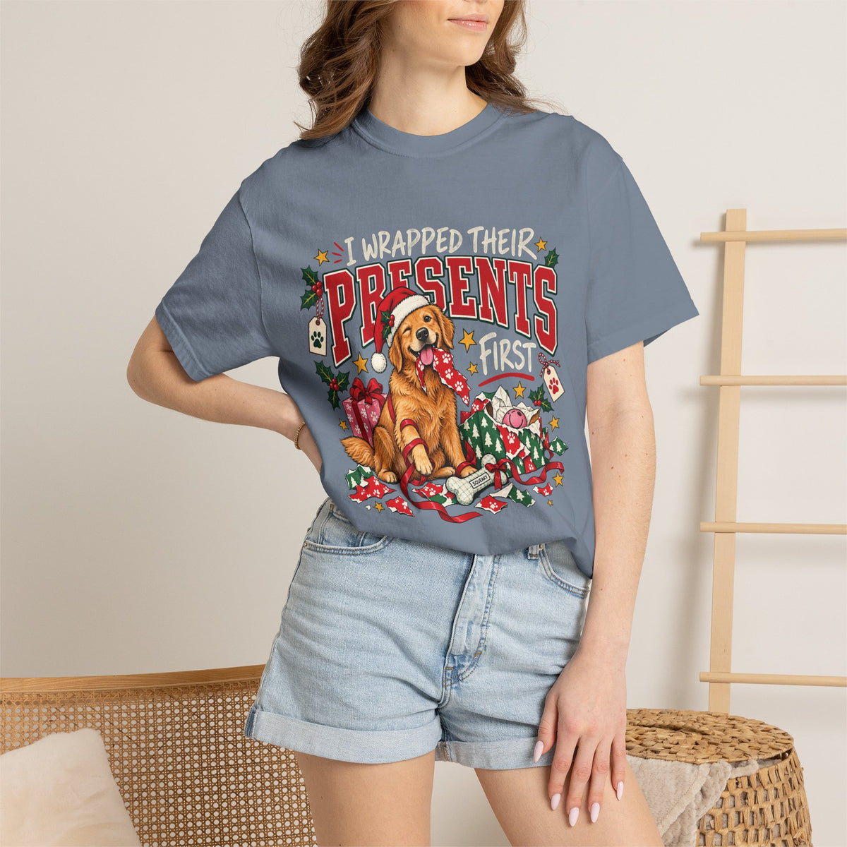 I Wrapped Their Presents First T-Shirt – Funny Christmas Dog Lover Tee