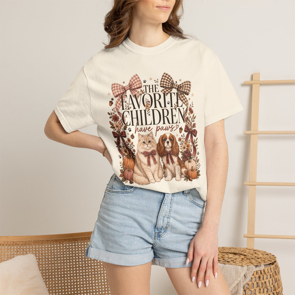 The Favorite Children Have Paws T-Shirt – Cute Dog & Cat Mom Fall Tee